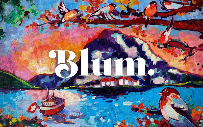 Künstlerisches Cover mit See und Bergen