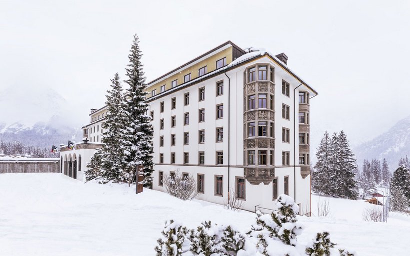 Faern Arosa Altein von Aussen im Winter