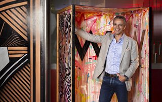 La marque branchée du groupe Marriott propose son concept en Valais. Son directeur Pierre-Henri Bovsovers évoque son identité.