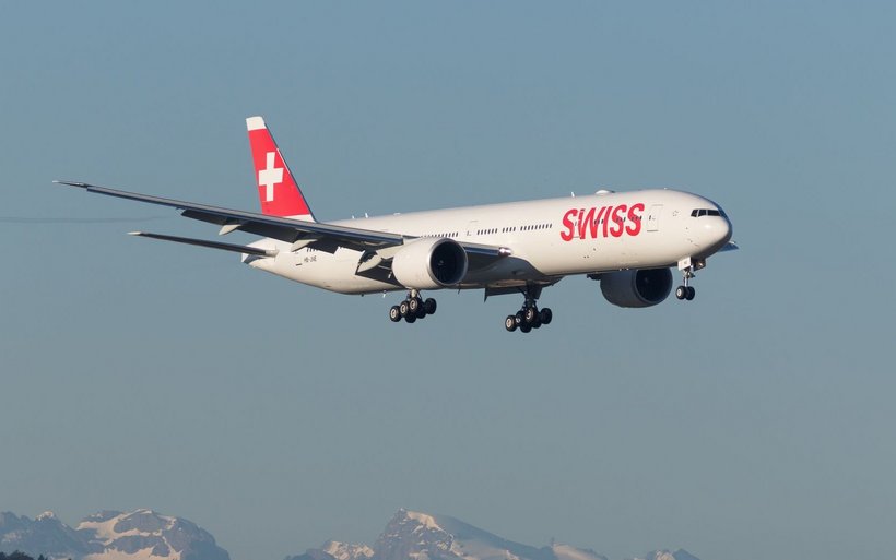Swiss-Flugzeug im Landeanflug