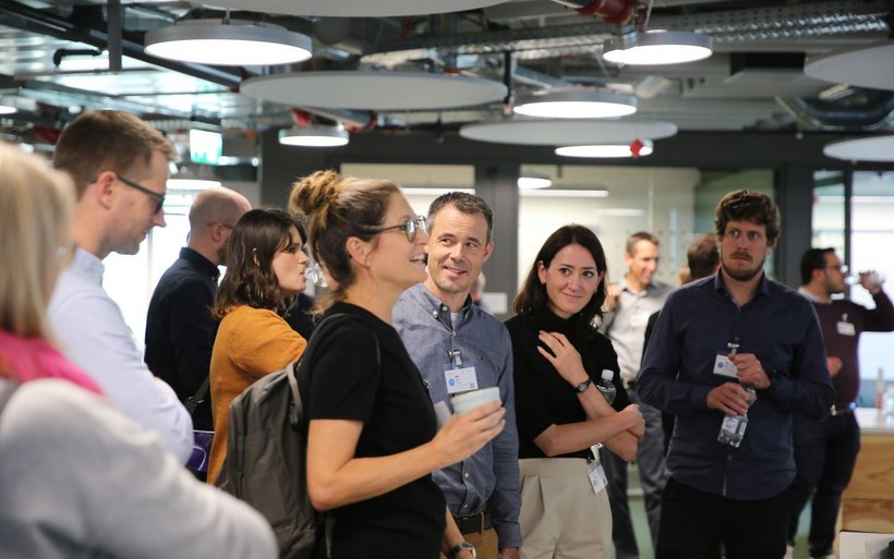 Am 2. Digital Competence Circle von Discover.swiss erwartete die Teilnehmenden ein vielfältiges Programm mit Referaten rund um die Digitalisierung im touristischen Eco-System.  