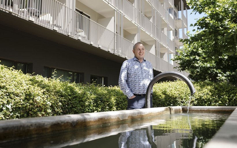 Hotelier Hermann Mazotti und sein Team sind die Gastgeber in «Bad Ramsach».