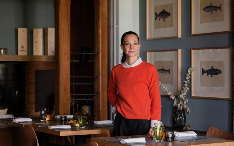 Die Bernerin Iris Flückiger ist seit 1. Januar 2022 Direktorin im Hotel Bad Murtensee in Muntelier FR.