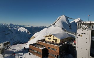 un nouveau restaurant temporaire au sommet