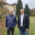 Wechsel im Präsidium des Destination Labs: Stefan Sieber, Leiter Guest Relations bei der Engadin Tourismus AG, übergibt an Bernhard Christen von Solothurn Tourismus.