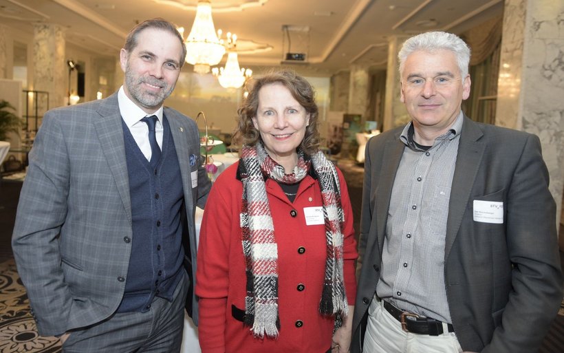 Martin Nydegger, CEO Schweiz Tourismus, Brigitta Gadient, Präsidentin Schweiz Tourismus, Ueli Stückelberger, Verband 