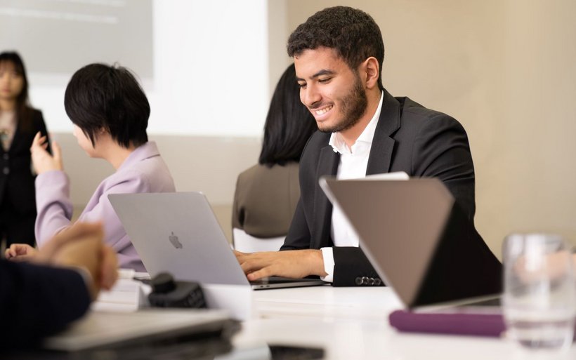 un étudiant au Masters