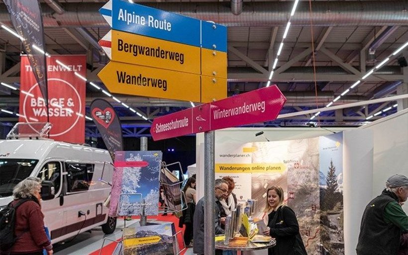 Wegweiser auf dem Messegelände