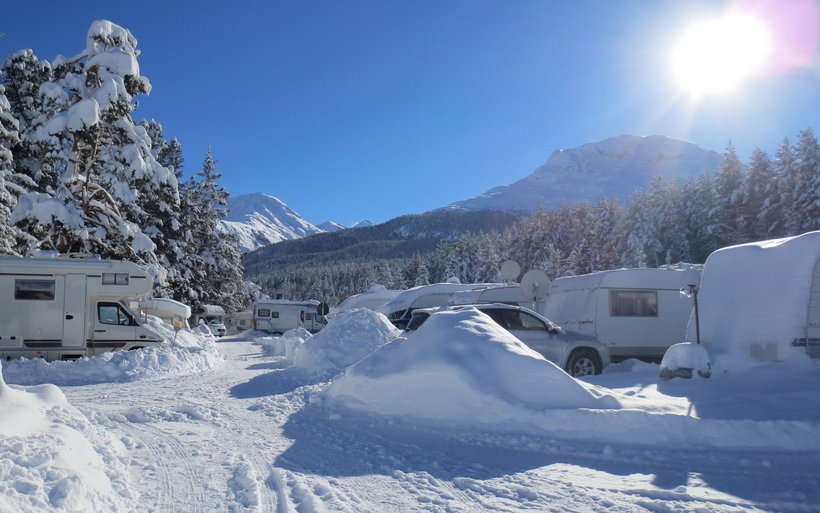 Camping de Samedan sous la neige