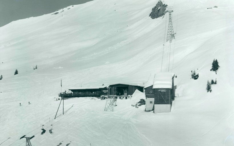 Historisches Bild Restaurants-Naraus mit Sesselbahn