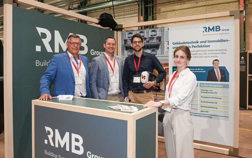 Hospitality Summit Stand RMB